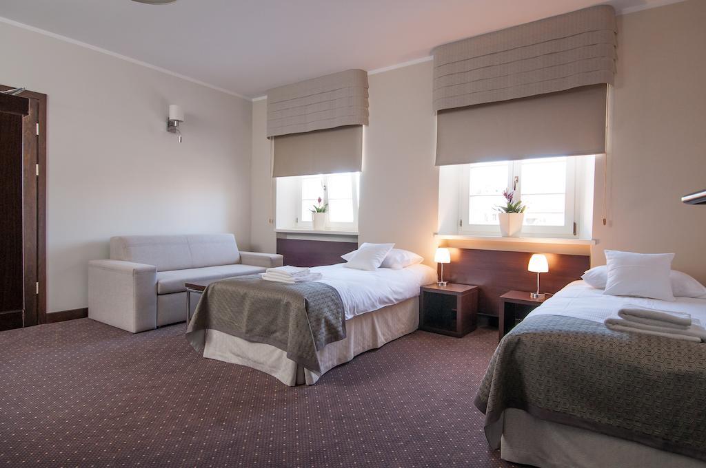 B&B Wieniawa Parking I Sniadanie W Cenie! Breakfast And Parking Included! Leszno  Luaran gambar